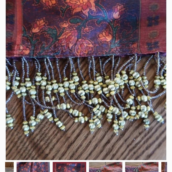 Window Scarf - Picture 3 of 5